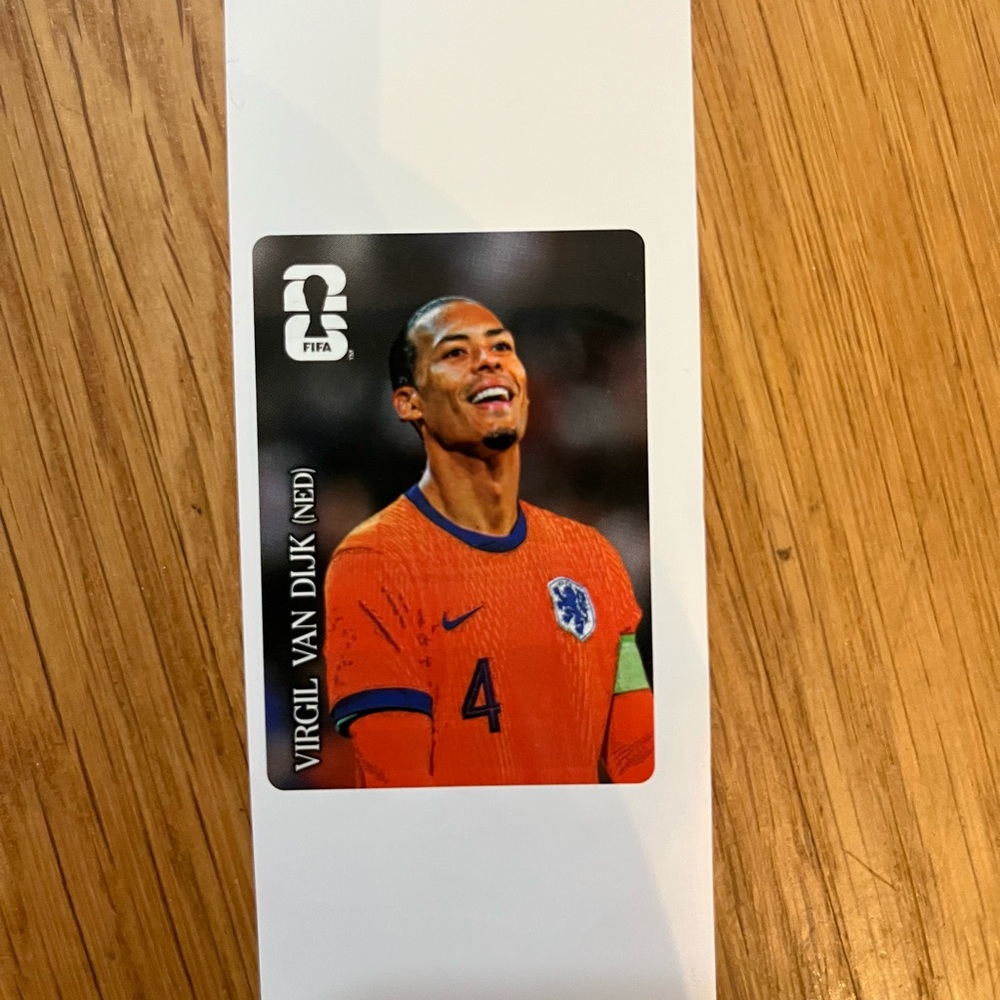 PANINI COCA COLA Virgil van Dijk Netherlands Soccer Sticker - Orange Jersey